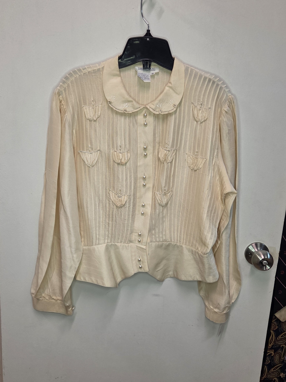 Cream Pintuck Pearl Buttons Vintage 80s Simon Chang Silk Floral Pleated Blouse